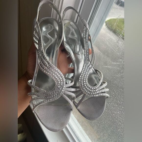 Nina Metallic Silver strappy dress heels size 9 - Picture 5 of 10